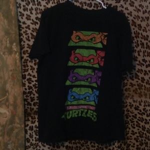 BLACK TURTLES T_SHIRT